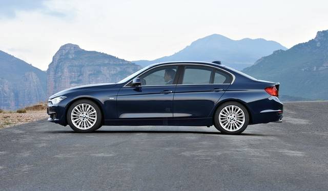 <strong>BMW 3 series｜ビー・エム・ダブリュー 3シリーズ</strong>　ラグジュアリーライン（本国仕様）
