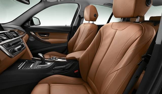 <strong>BMW 3 series｜ビー・エム・ダブリュー 3シリーズ</strong>　ラグジュアリーライン（本国仕様）