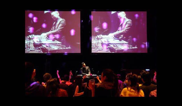 <strong>The Beetle Presents Tokyo Crossover/Jazz Festival｜ザ・ビートル・プレゼンツ 東京クロスオーバー・ジャズ・フェスティバル</strong>　沖野好洋 (Kyoto Jazz Massive）さん