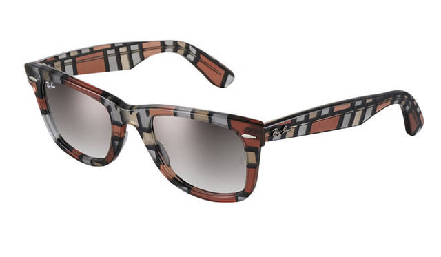 <strong>Ray-Ban｜レイバン</strong>　「WAYFARER」RARE PRINTSシリーズ　“BLOCKS（ブロック）”　（RB 2140 108332）2万5200円