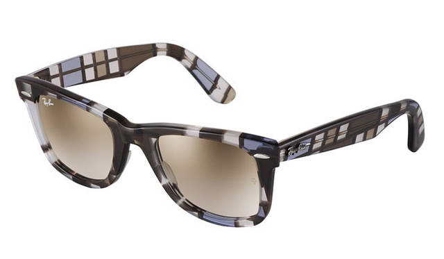<strong>Ray-Ban｜レイバン</strong>　「WAYFARER」RARE PRINTSシリーズ　“BLOCKS（ブロック）”　（RB 2140 108651）2万5200円
