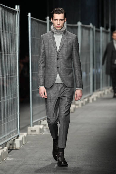 <strong>NEIL BARRETT｜ニール バレット</strong>　