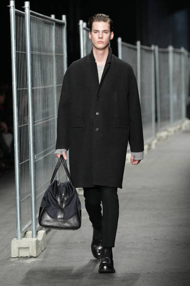 <strong>NEIL BARRETT｜ニール バレット</strong>　