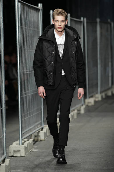 <strong>NEIL BARRETT｜ニール バレット</strong>　