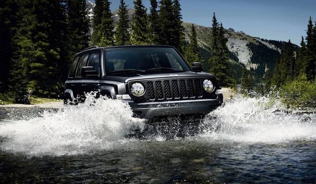 <strong>Jeep Patriot｜ジープ パトリオット</strong>　2012年モデル