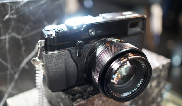 <strong>FUJIFILM X-Pro1｜フルサイズ機に匹敵する“プレミアムカメラ”</strong>　日本では1月26日、正式発表となった。