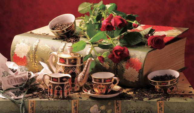 <strong>FUJIFILM X-Pro1｜フルサイズ機に匹敵する“プレミアムカメラ”</strong>　新開発のAPS-Cセンサーが驚くべき描写力を実現。フジノンレンズ XF60mmF2.4 R Macro使用。