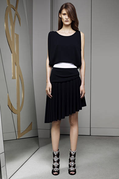 <strong>YVES SAINT LAURENT｜イヴ・サンローラン</strong>　2012-13年秋冬プレコレクション速報