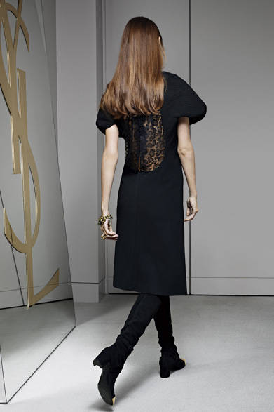 <strong>YVES SAINT LAURENT｜イヴ・サンローラン</strong>　2012-13年秋冬プレコレクション速報