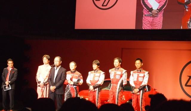 <strong>トヨタ86｜TOYOTA 86</strong>　サプライズゲストとして、マツダでロードスターなどを開発した貴島孝雄氏（現 山口東京理科大学教授）が登場