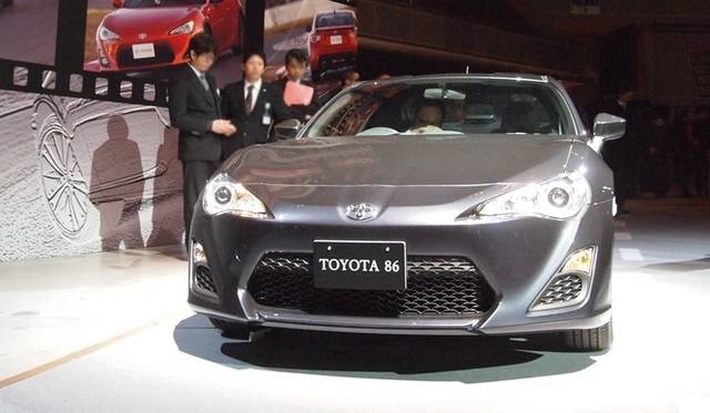 <strong>トヨタ86｜TOYOTA 86</strong>