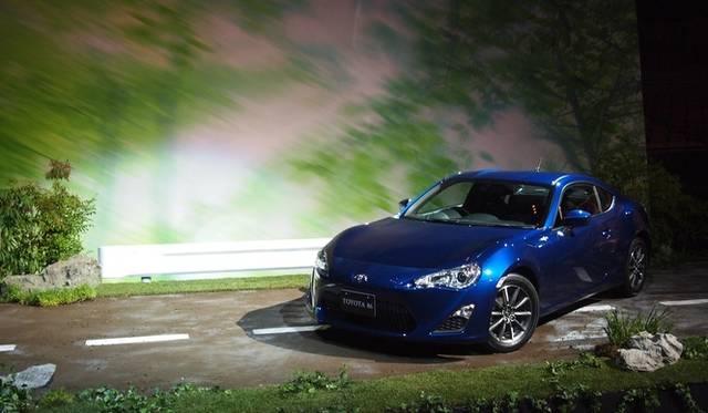 <strong>トヨタ86｜TOYOTA 86</strong>