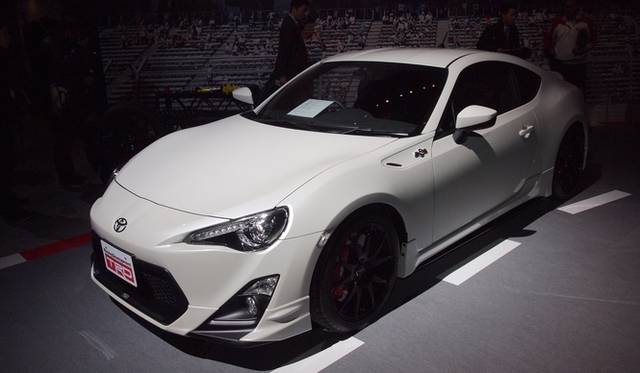 <strong>トヨタ86｜TOYOTA 86</strong>