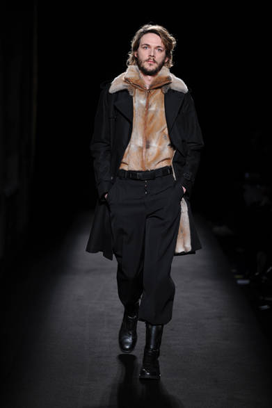 <strong>MAISON MARTIN MARGIELA｜メゾン マルタン マルジェラ</strong>　