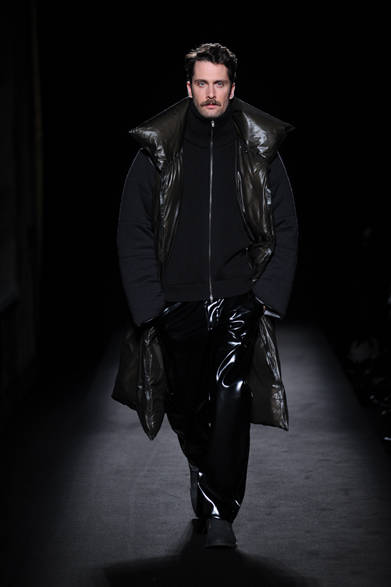 <strong>MAISON MARTIN MARGIELA｜メゾン マルタン マルジェラ</strong>　