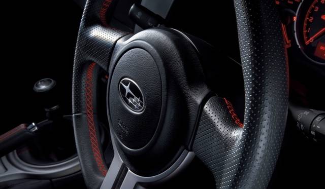 <strong>スバルBRZ｜Subaru BRZ</strong>