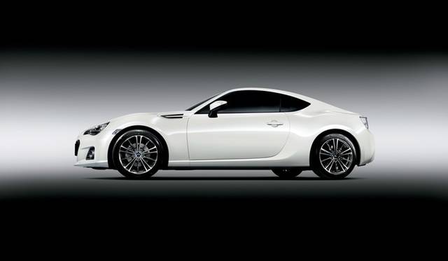 <strong>スバルBRZ｜Subaru BRZ</strong>