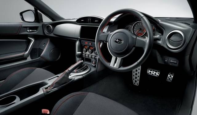 <strong>スバルBRZ｜Subaru BRZ</strong>