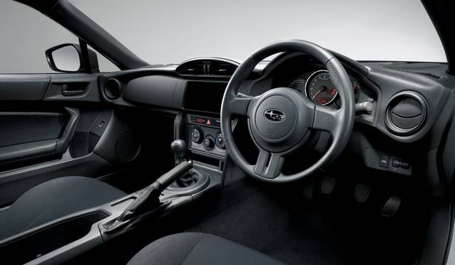 <strong>スバルBRZ｜Subaru BRZ</strong>