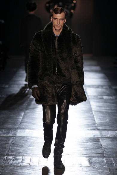 <strong>Viktor & Rolf｜ヴィクター&ロルフ</strong>　