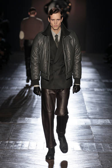 <strong>Viktor & Rolf｜ヴィクター&ロルフ</strong>　