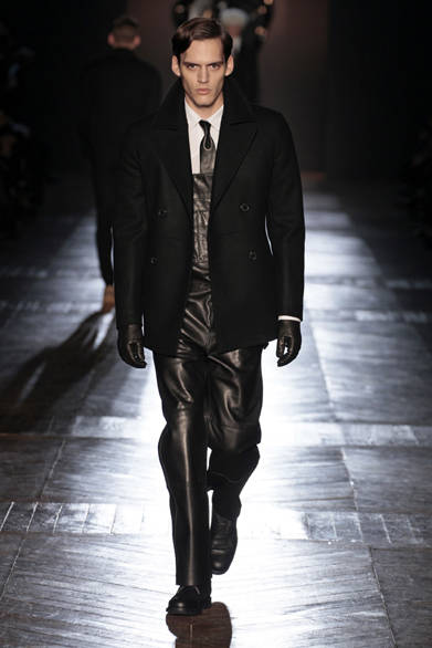 <strong>Viktor & Rolf｜ヴィクター&ロルフ</strong>　