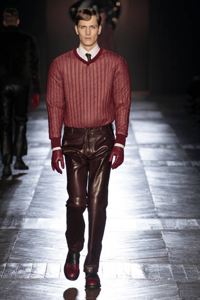 <strong>Viktor & Rolf｜ヴィクター&ロルフ</strong>　