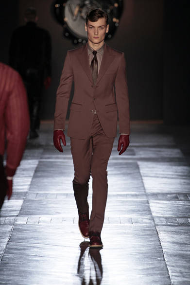 <strong>Viktor & Rolf｜ヴィクター&ロルフ</strong>　