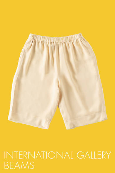 <strong>INTERNATIONAL GALLERY BEAMS｜インターナショナルギャラリー ビームス</strong>　さらっとはきたい柔らかい素材。キュロット　4万4100円（Zhor＆Nema｜ゾー エ ネマ）