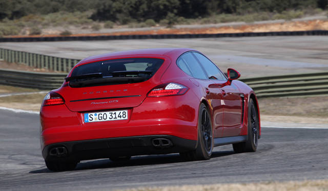 <strong>Porsche Panamera GTS｜ポルシェ パナメーラ GTS</strong>