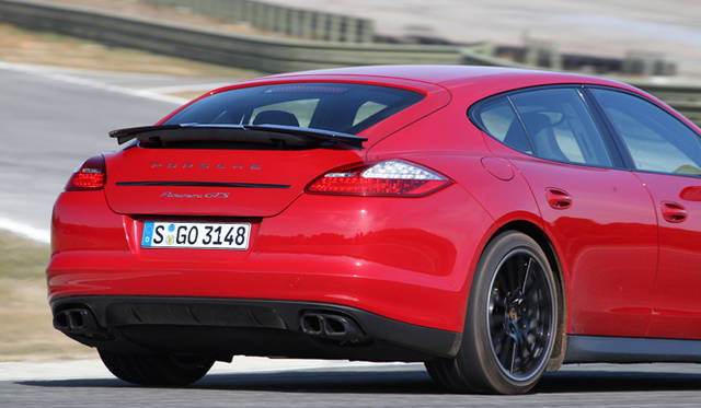 <strong>Porsche Panamera GTS｜ポルシェ パナメーラ GTS</strong>