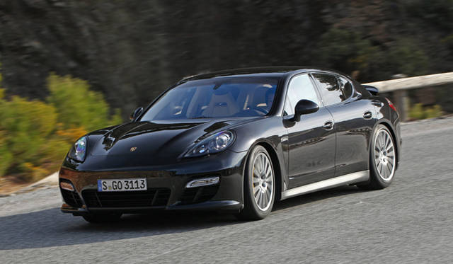 <strong>Porsche Panamera GTS｜ポルシェ パナメーラ GTS</strong>