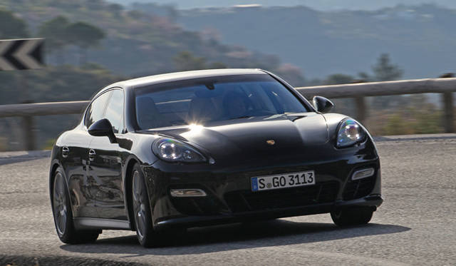 <strong>Porsche Panamera GTS｜ポルシェ パナメーラ GTS</strong>