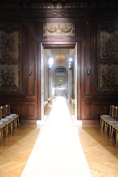 <strong>VALENTINO｜ヴァレンティノ</strong> 2012年春夏オートクチュールコレクション<br />ショー会場となったHotel Salomon de Rothschild（ホテル サロモン ロスチャイルド）。