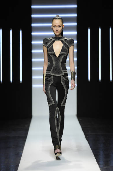 <strong>MAXIME SIMOENS｜マキシム シモアンス</strong> 2012年春夏オートクチュールコレクション