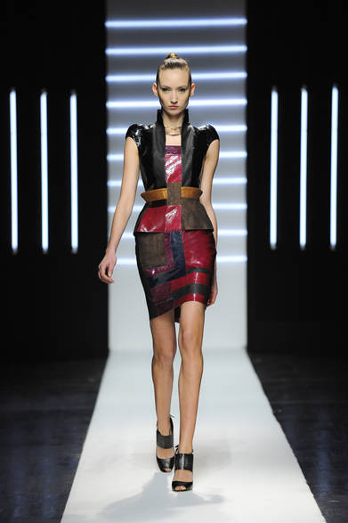 <strong>MAXIME SIMOENS｜マキシム シモアンス</strong> 2012年春夏オートクチュールコレクション