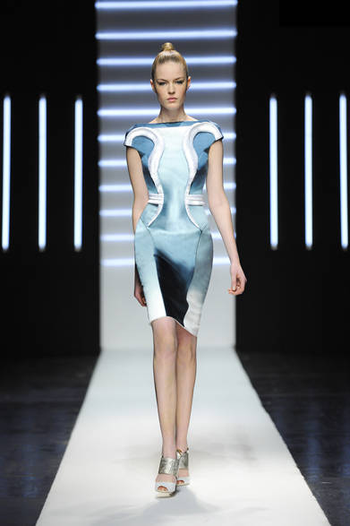 <strong>MAXIME SIMOENS｜マキシム シモアンス</strong> 2012年春夏オートクチュールコレクション