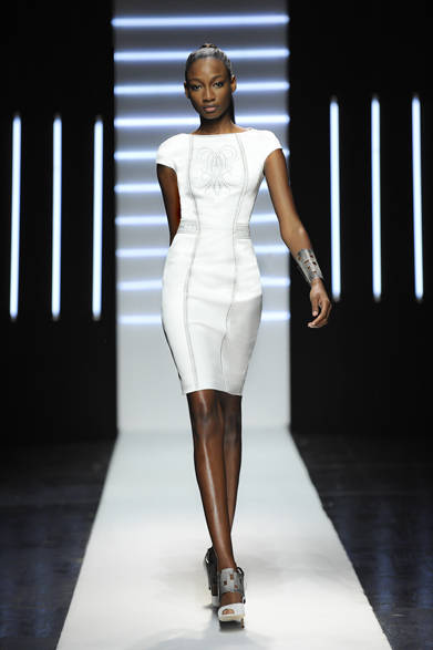 <strong>MAXIME SIMOENS｜マキシム シモアンス</strong> 2012年春夏オートクチュールコレクション