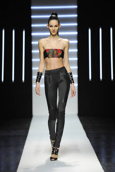 <strong>MAXIME SIMOENS｜マキシム シモアンス</strong> 2012年春夏オートクチュールコレクション