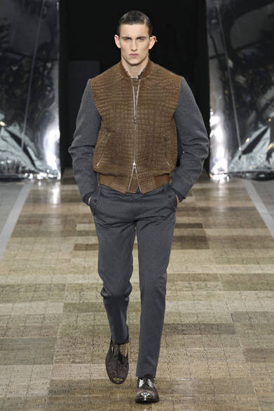 <strong>LOUIS VUITTON｜ルイ・ヴィトン</strong>