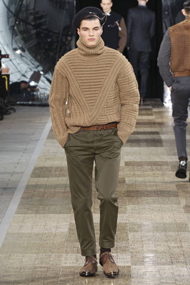 <strong>LOUIS VUITTON｜ルイ・ヴィトン</strong>