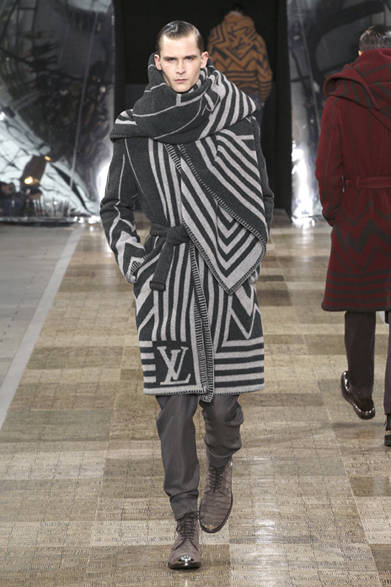 <strong>LOUIS VUITTON｜ルイ・ヴィトン</strong>