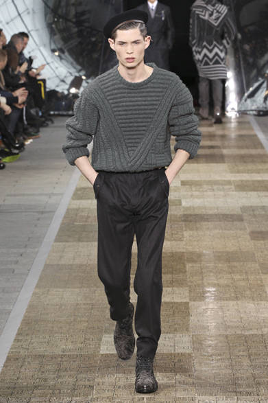 <strong>LOUIS VUITTON｜ルイ・ヴィトン</strong>