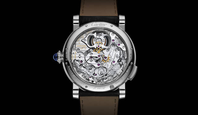 <strong>Cartier｜カルティエ</strong>　「ロトンド ドゥ カルティエ ミニッツリピーター フライング トゥールビヨン」2904万3000円（予価）、今秋発売予定。 Laziz Hamani©Cariter 2011