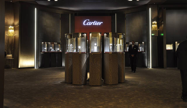 <strong>Cartier｜カルティエ</strong> 展示スペース。