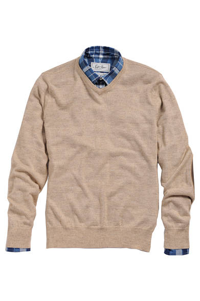 <strong>Salt&Pepper｜ソルト・アンド・ペッパー</strong>　2012春夏デビューコレクション　アクリルリネンVネックセーター7900円、インディゴチェックボタンダウンシャツ8900円