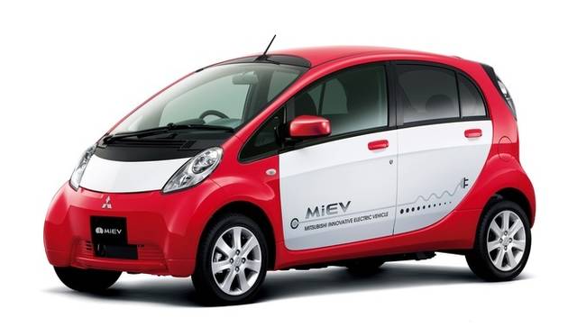 <strong>三菱 i-MiEV｜Mitsubishi i-MiEV</strong>（写真は日本仕様）