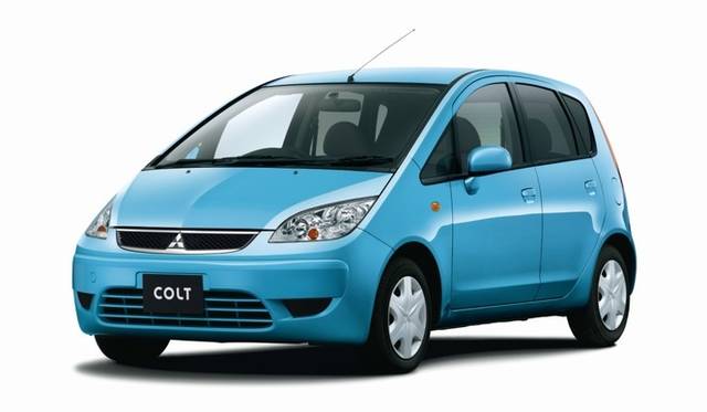 <strong>三菱 コルト｜Mitsubishi Colt</strong>（写真は日本仕様）