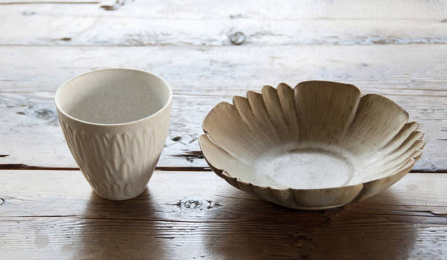 <strong>『器のある暮らし』展</strong>　生形由香氏の作品。