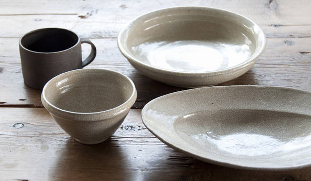 <strong>『器のある暮らし』展</strong>　林拓児氏の作品。